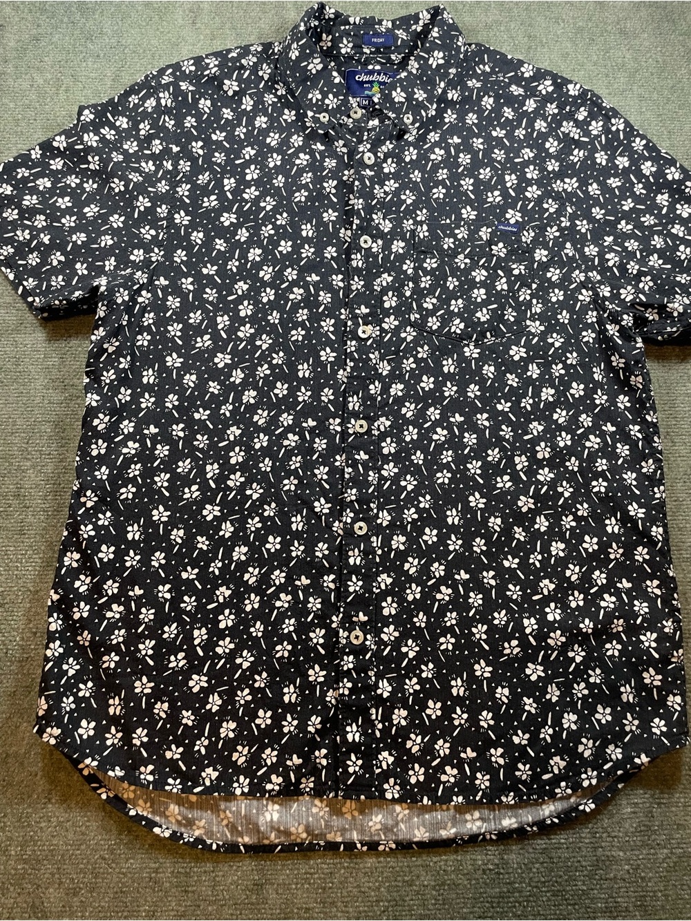 chubbies Black Short-Sleeve Button-Up with White Floral Print